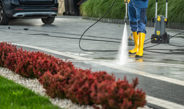 Best Deck Cleaning Services  in Hillcrest, NY